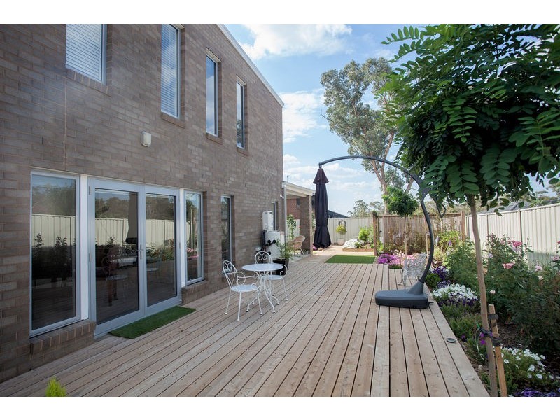 9 Tununga Circuit, Kangaroo Flat VIC 3555