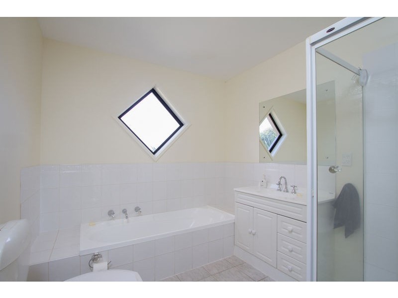 36 Norelle Crescent, Golden Square VIC 3555