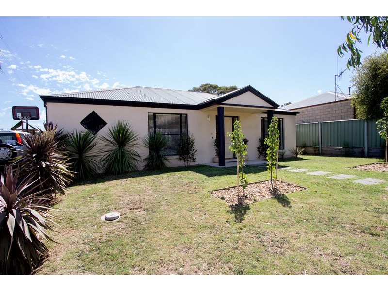 36 Norelle Crescent, Golden Square VIC 3555