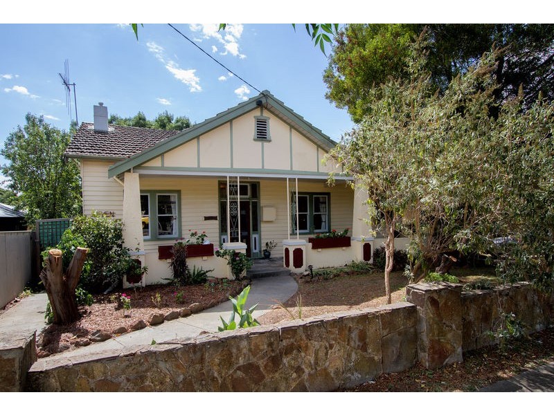 7 Carolin Street, Flora Hill VIC 3550