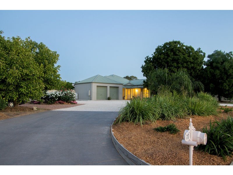 77-79 Bassett Drive, Strathfieldsaye VIC 3551