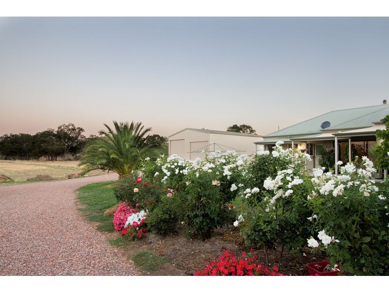 77-79 Bassett Drive, Strathfieldsaye VIC 3551