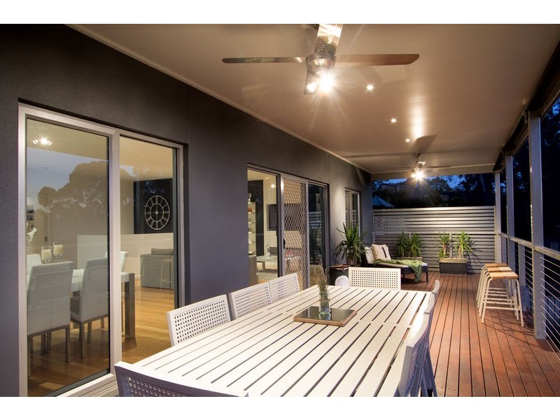 16 Barton Court, Flora Hill VIC 3550
