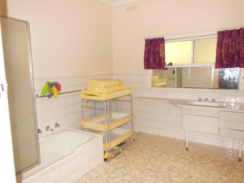 162 Condon Street, Strathdale VIC 3550