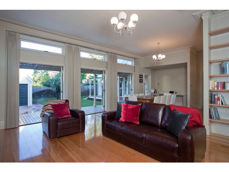 3 Brodie Street, Quarry Hill VIC 3550
