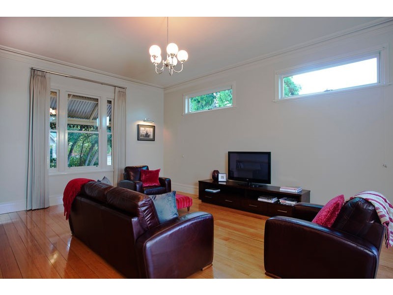 3 Brodie Street, Quarry Hill VIC 3550