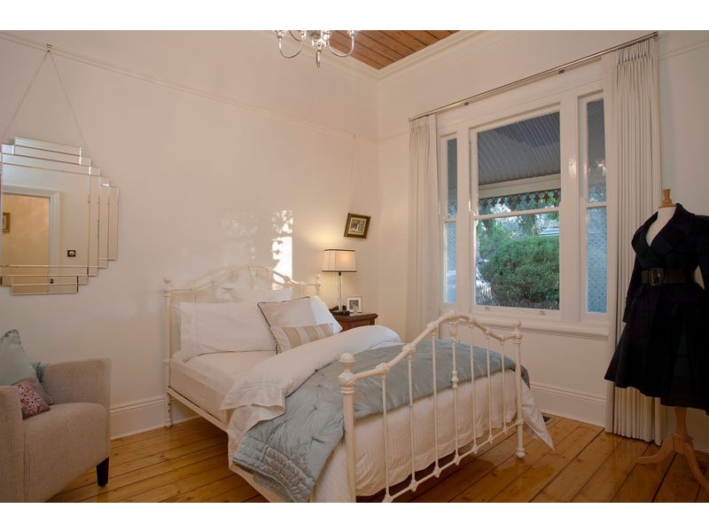 3 Brodie Street, Quarry Hill VIC 3550