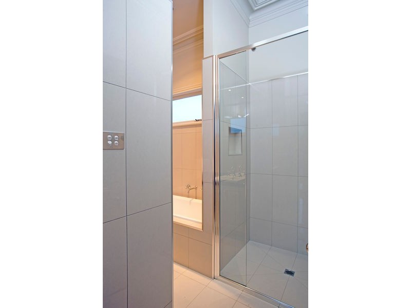 3 Brodie Street, Quarry Hill VIC 3550