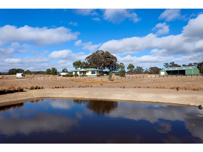 1017 Axe Creek Road, Sedgwick VIC 3551