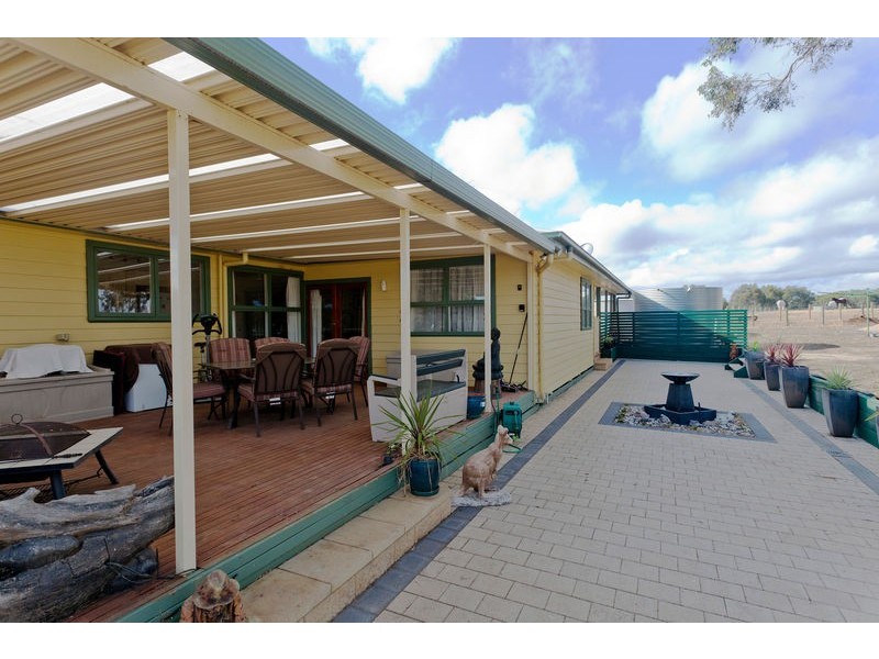 1017 Axe Creek Road, Sedgwick VIC 3551