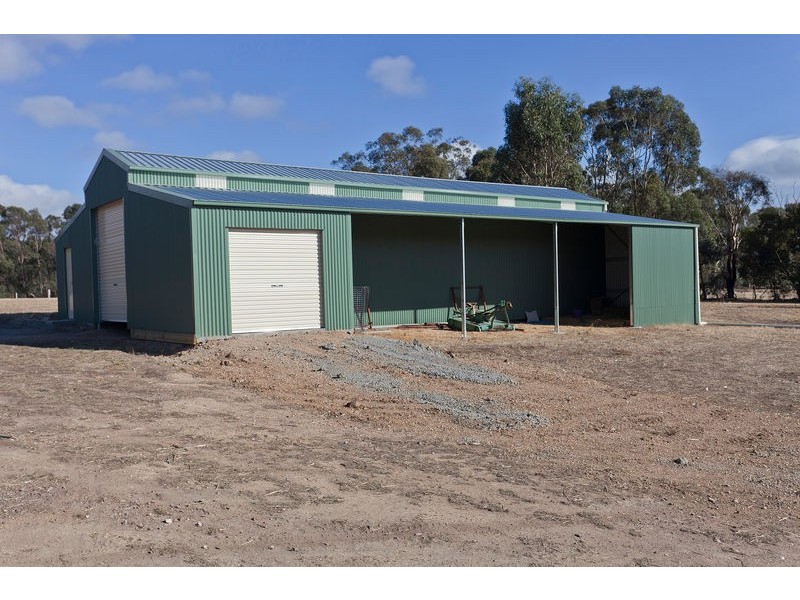 1017 Axe Creek Road, Sedgwick VIC 3551