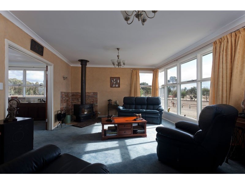 1017 Axe Creek Road, Sedgwick VIC 3551