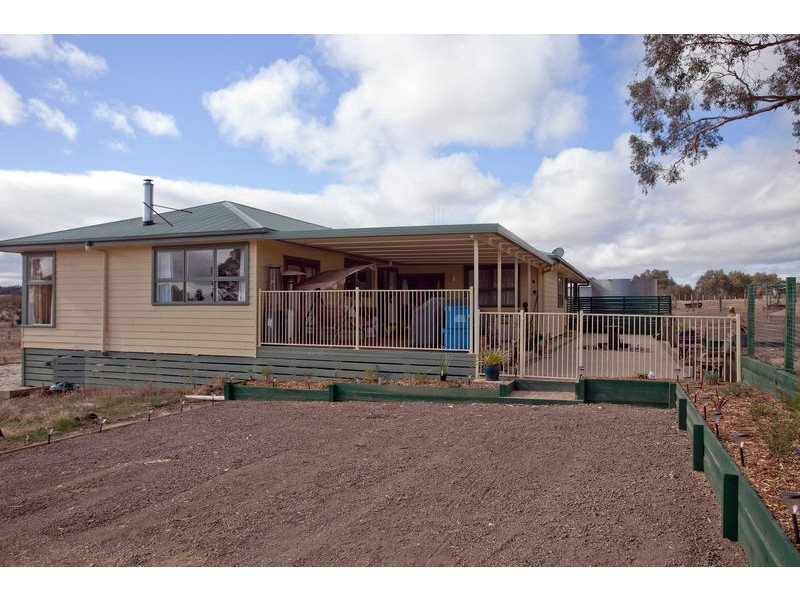 1017 Axe Creek Road, Sedgwick VIC 3551