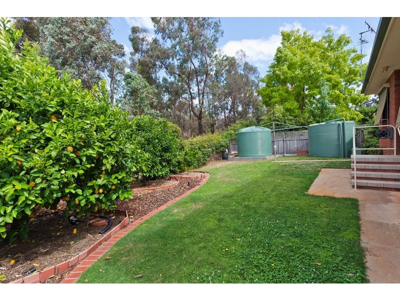 33 Butcher Street, Strathdale VIC 3550