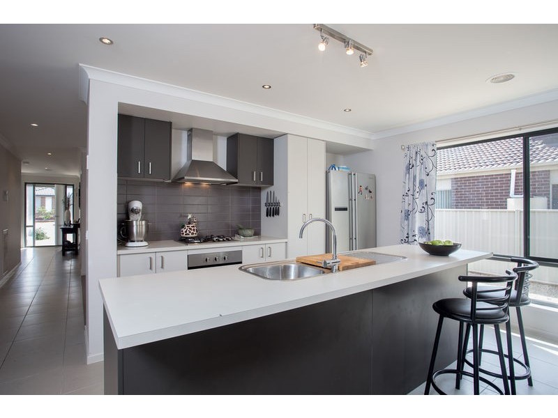 15 Cooba Drive, Epsom VIC 3551