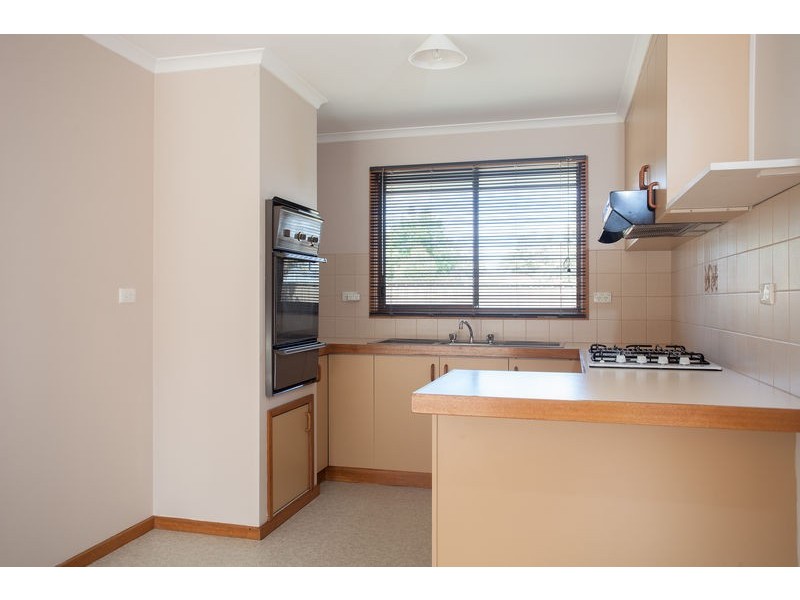 10/29 Glencoe Street, Kennington VIC 3550