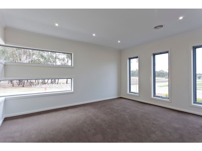 206 Inverness Street, Junortoun VIC 3551