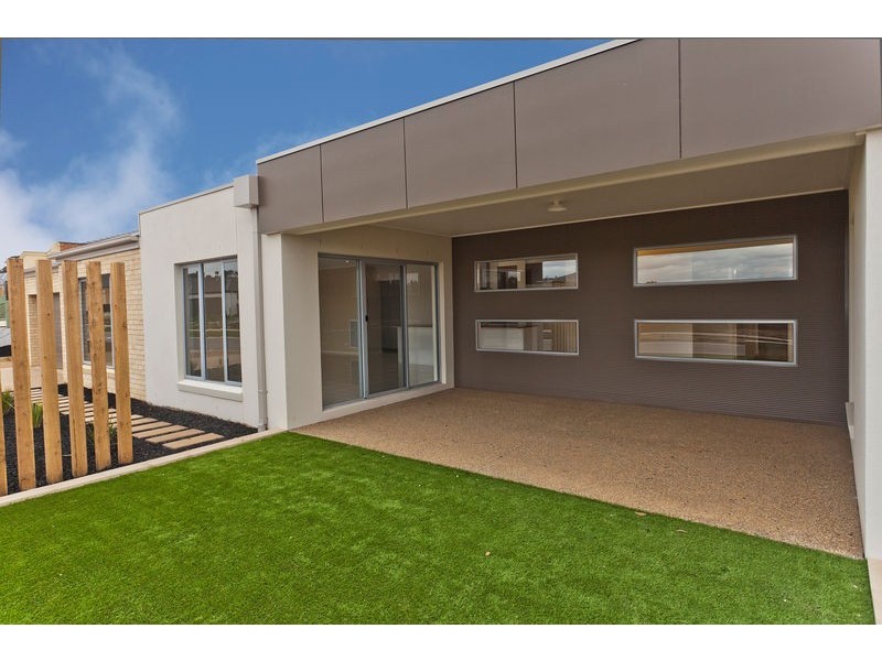 206 Inverness Street, Junortoun VIC 3551