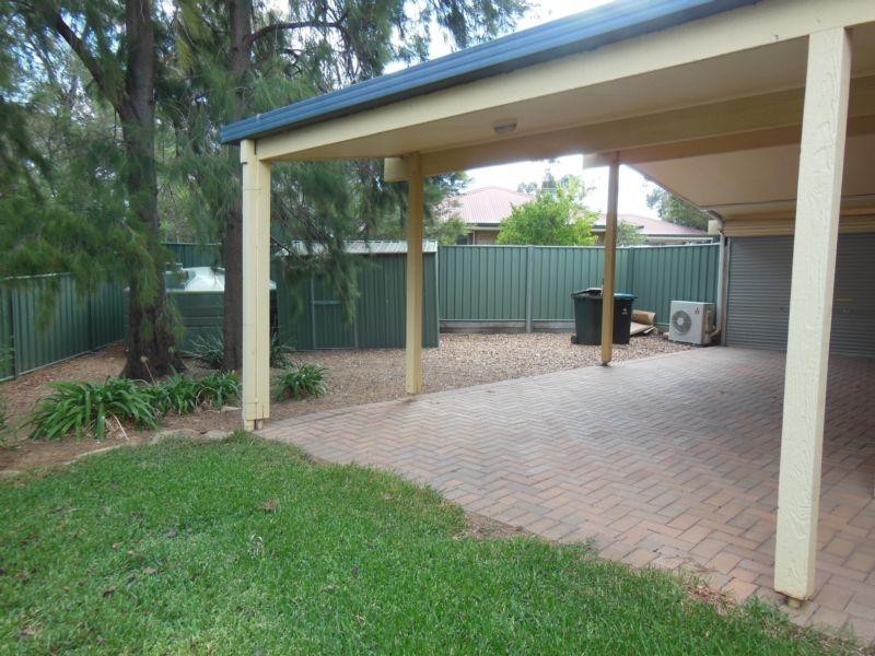 9 Oxford Street, Strathdale VIC 3550