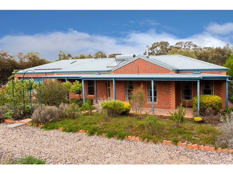 13 Leslie Place, Junortoun VIC 3551