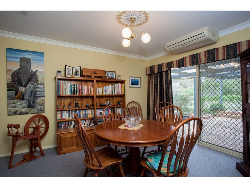 13 Leslie Place, Junortoun VIC 3551