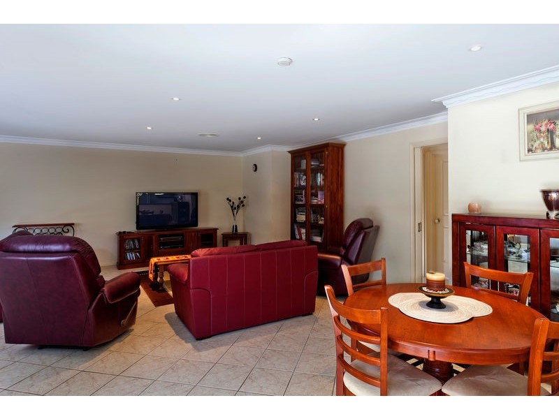 15 Penzance Avenue, Golden Square VIC 3555
