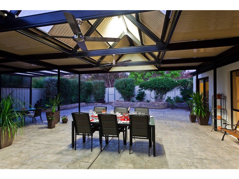 15 Penzance Avenue, Golden Square VIC 3555