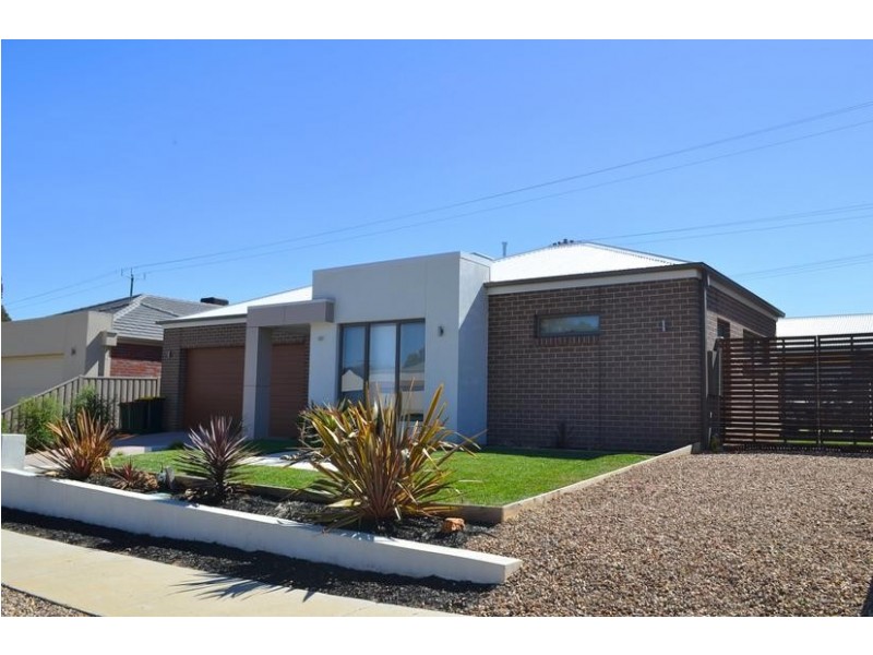 13 Marlo Court, Strathdale VIC 3550