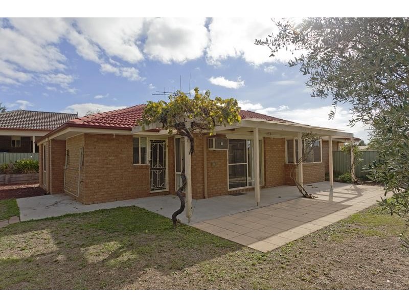 9 Oasis Gardens, Spring Gully VIC 3550
