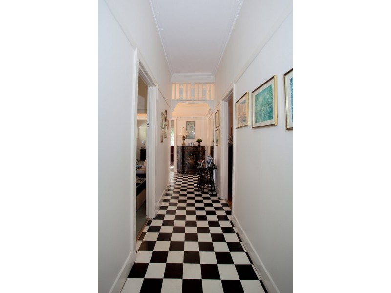 6 Dungey Avenue, Flora Hill VIC 3550