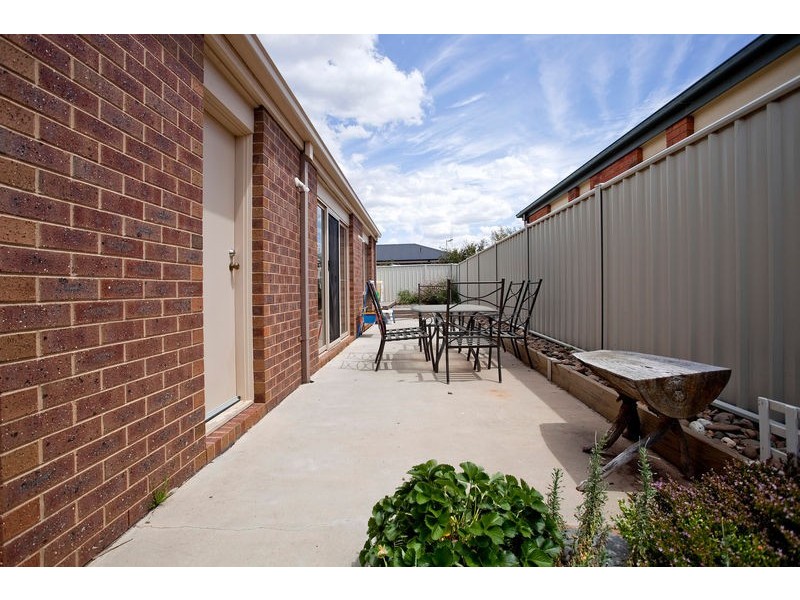 19 Greenview Circuit, Epsom VIC 3551
