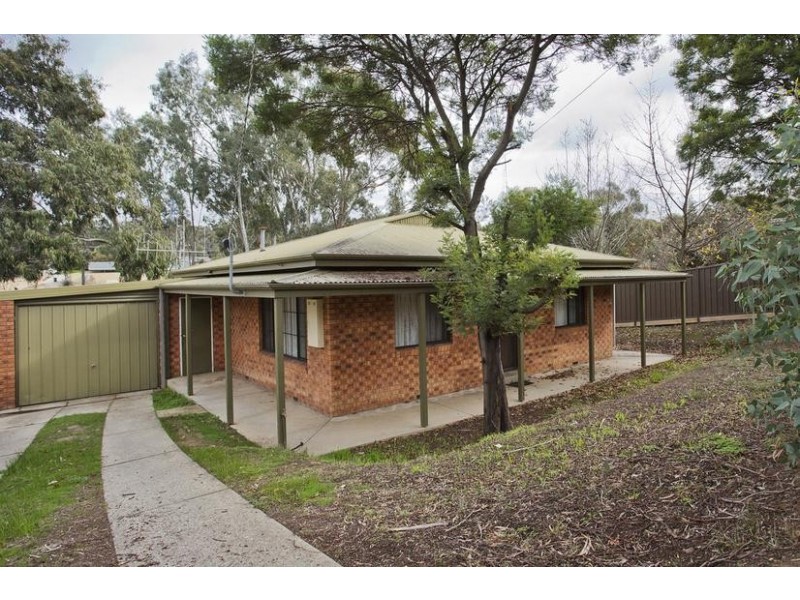 33 Specimen Hill Road, Golden Square VIC 3555