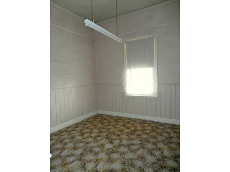 2 Station Street, Kangaroo Flat VIC 3555