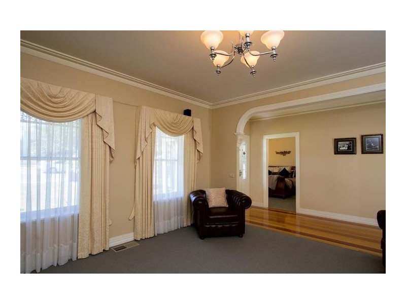 17 Wildwood Drive, Strathdale VIC 3550