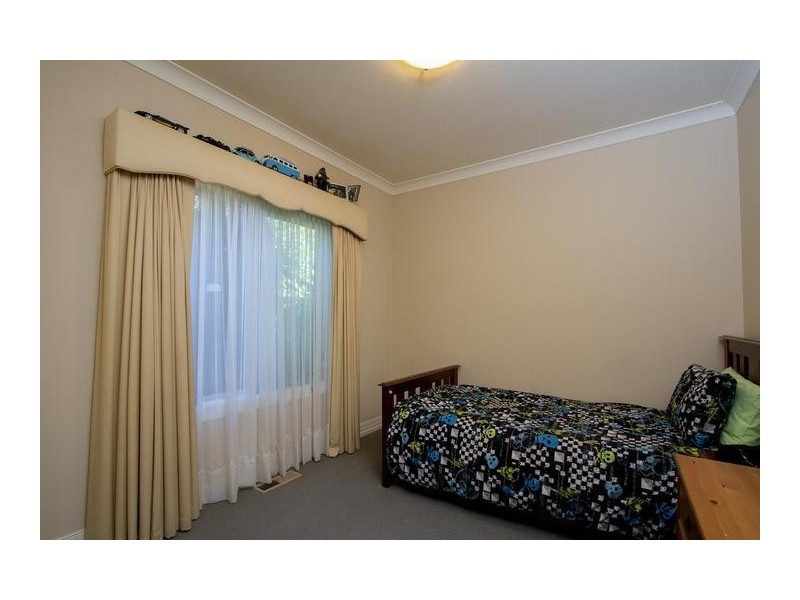 17 Wildwood Drive, Strathdale VIC 3550