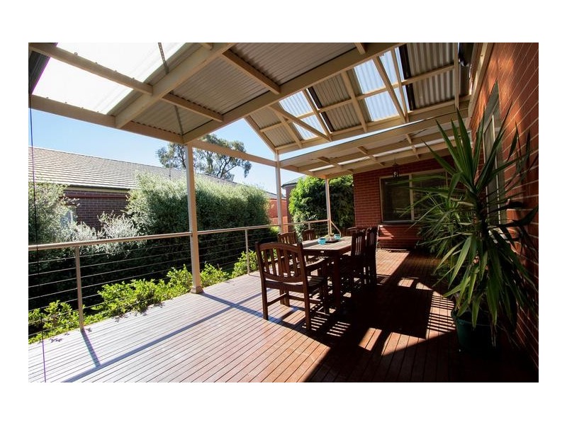 17 Wildwood Drive, Strathdale VIC 3550