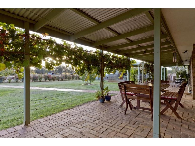 69 Schumakers Lane, Maiden Gully VIC 3551