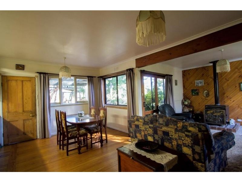 61 Phillis Street, Kangaroo Flat VIC 3555