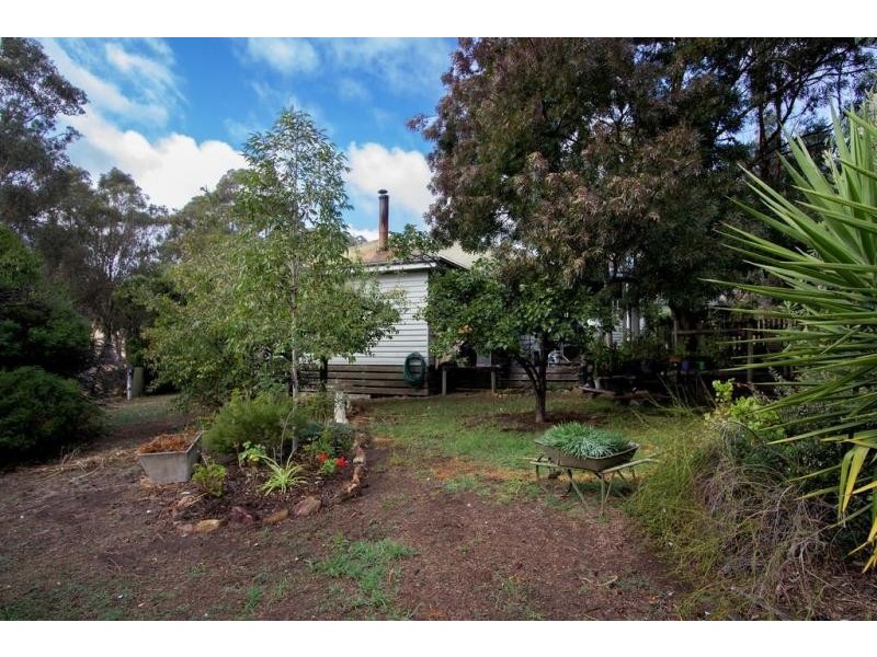 61 Phillis Street, Kangaroo Flat VIC 3555