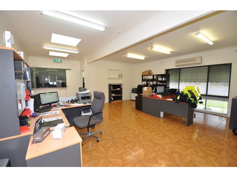 159-161 Allingham Street, Golden Square VIC 3555