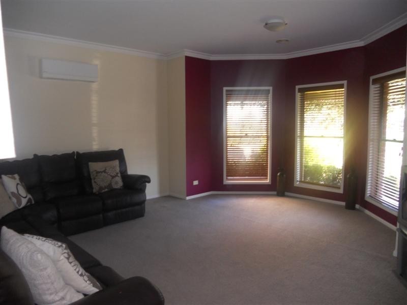 3 Shelley Street, Spring Gully VIC 3550