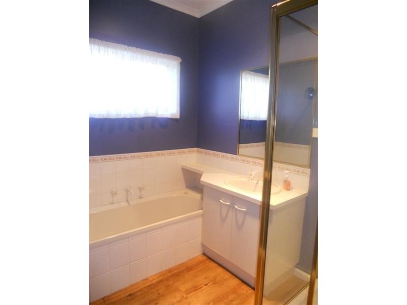 3 Shelley Street, Spring Gully VIC 3550