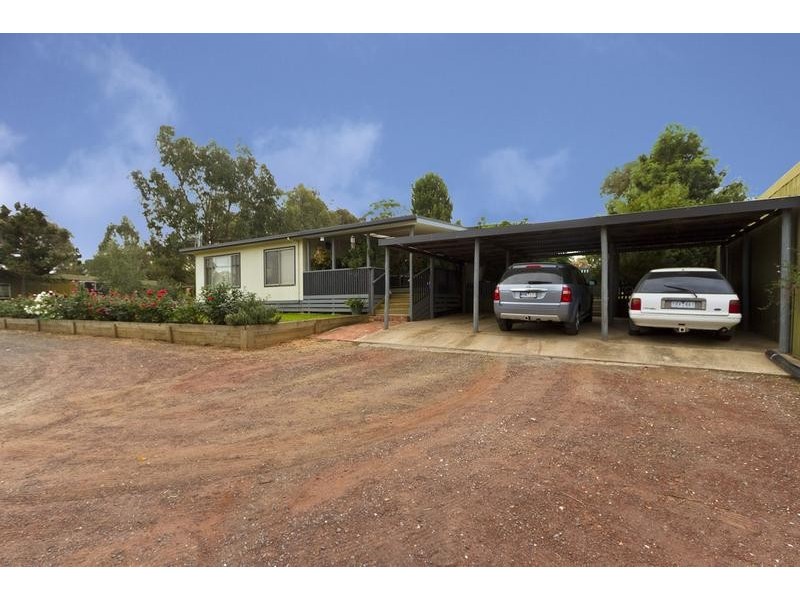 327 McIvor Road, Junortoun VIC 3551