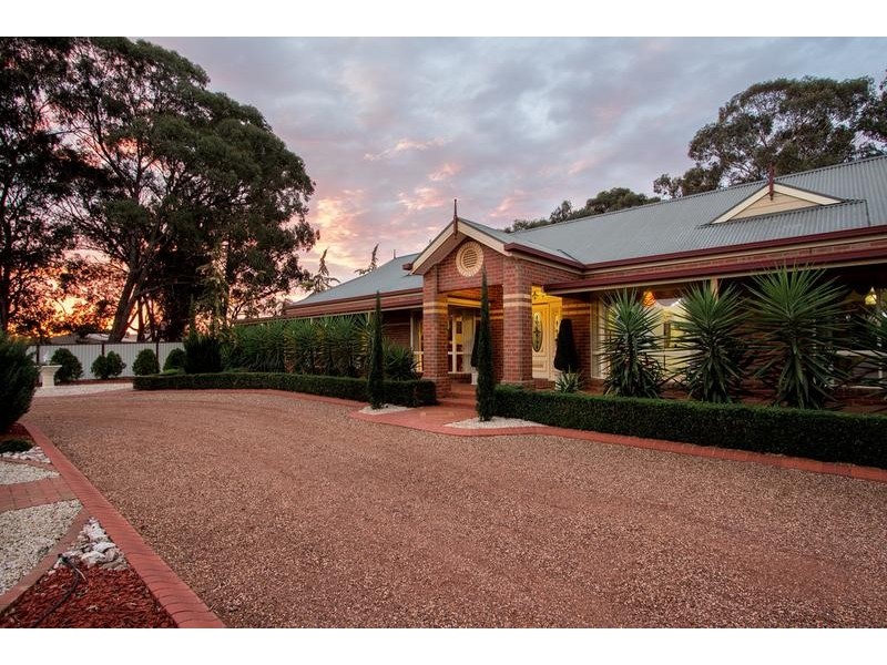 7 Conboy Court, Ascot VIC 3551