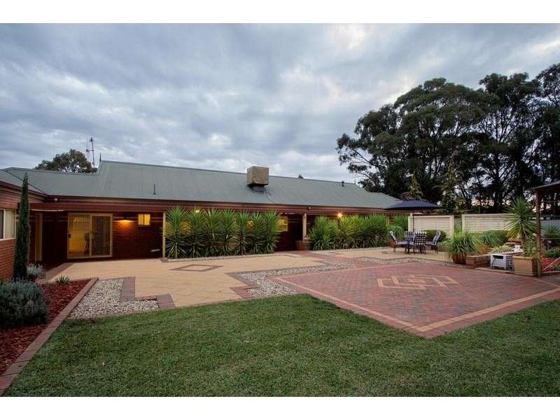 7 Conboy Court, Ascot VIC 3551