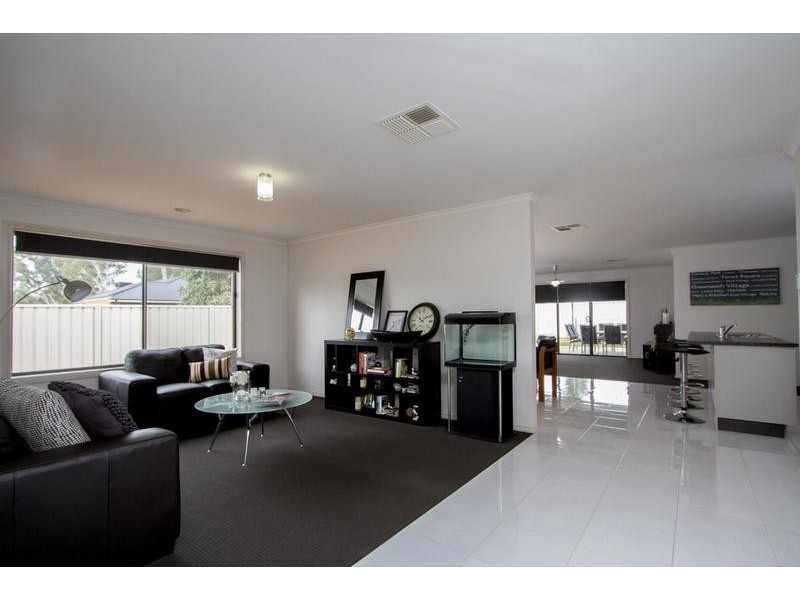 29 Elandra Drive, Ascot VIC 3551