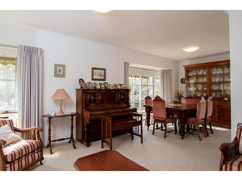 15 Wattle Drive, Spring Gully VIC 3550