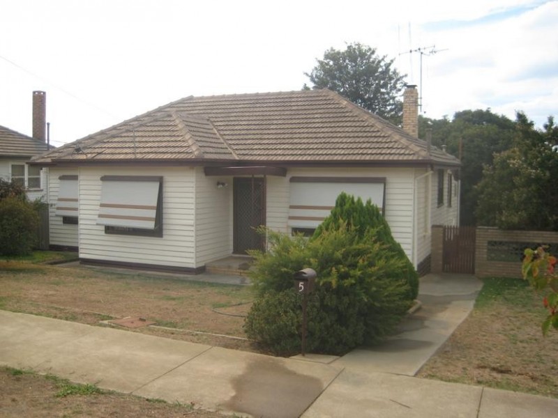 5 Hunter Street, Golden Square VIC 3555