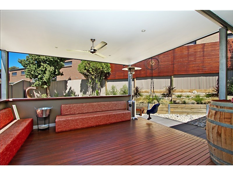 2 Lachlan Close, Golden Square VIC 3555