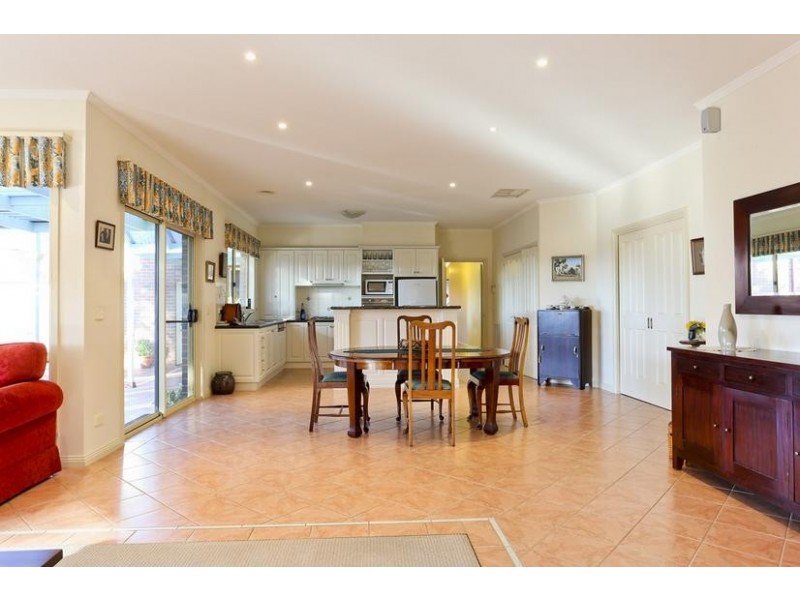 36 Marnie Road, Kennington VIC 3550